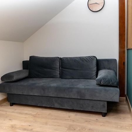 Uroczy, Przytulny Apartament Poddasze ราดอม ภายนอก รูปภาพ