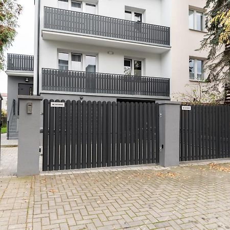 Uroczy, Przytulny Apartament Poddasze ราดอม ภายนอก รูปภาพ
