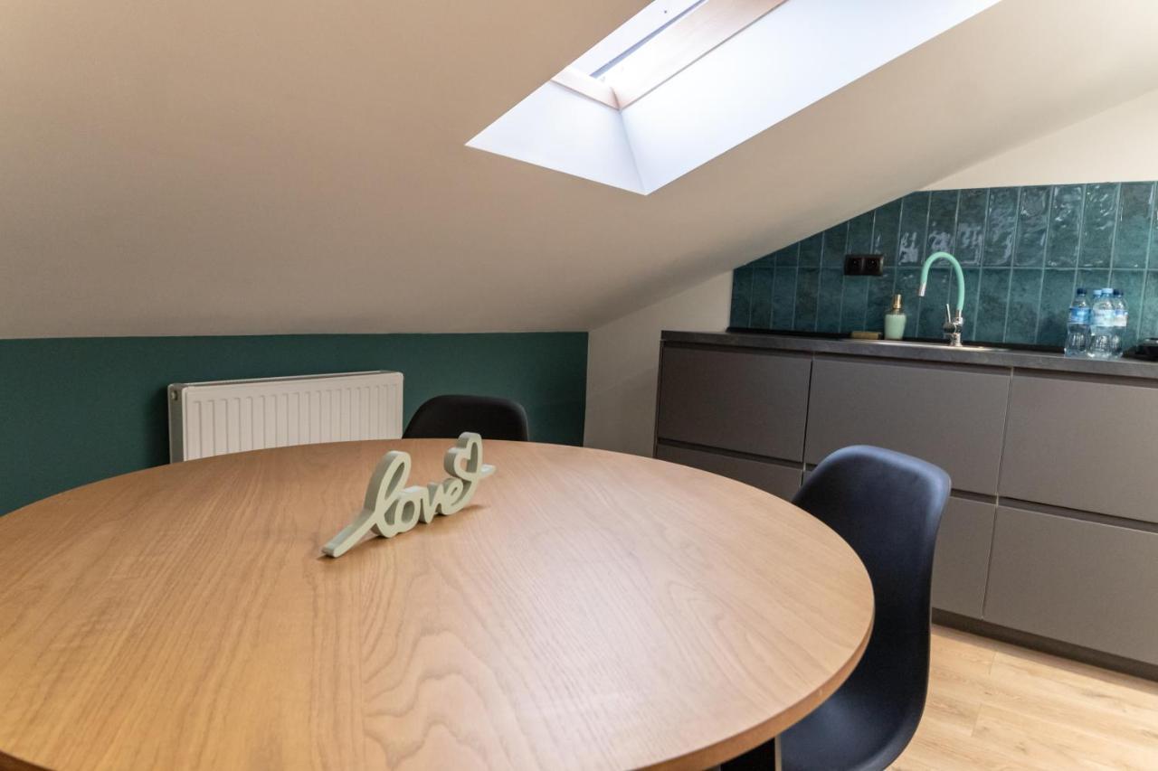 Uroczy, Przytulny Apartament Poddasze ราดอม ภายนอก รูปภาพ