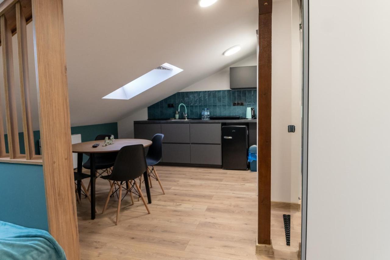 Uroczy, Przytulny Apartament Poddasze ราดอม ภายนอก รูปภาพ