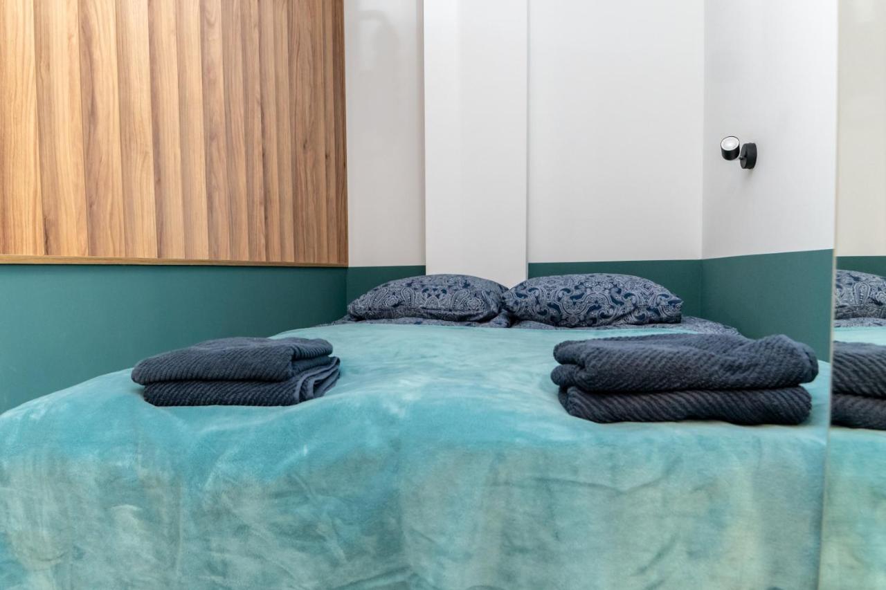 Uroczy, Przytulny Apartament Poddasze ราดอม ภายนอก รูปภาพ